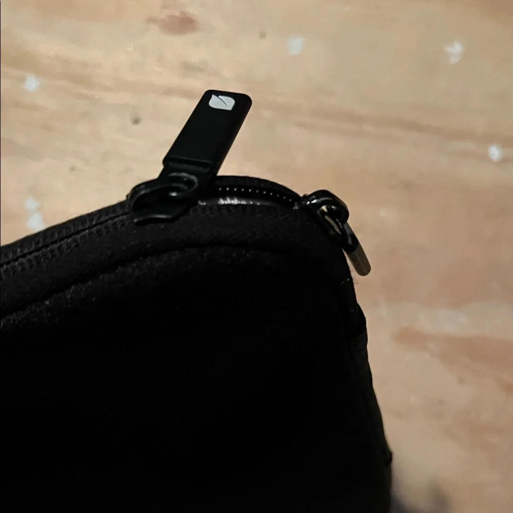 Incase Midnight Black Tablet Sleeve